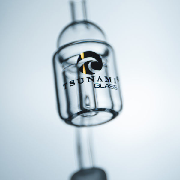 Kwarcowy banger termiczny z carb capem (Tsunami Glass)