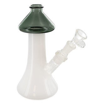 Szklany bong z grzybami (Kush Bong)