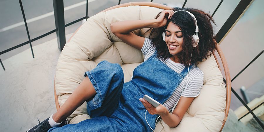 Dlaczego warto uprawiać odmiany konopi o wysokiej zawartości CBD?