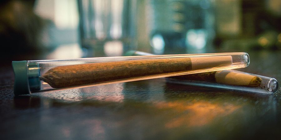 Najlepsze sposoby przechowywania jointów