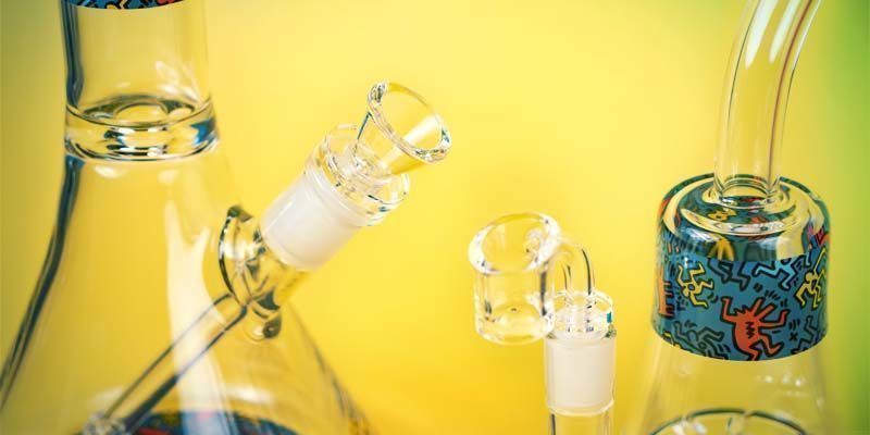 Różnice między bongami a dab rigami Różnice między bongami a dab rigami