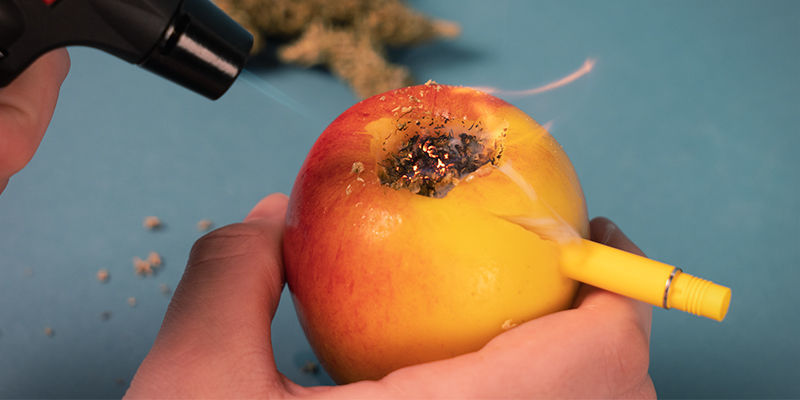 Jak zrobić lufkę z jabłka Jak zrobić lufkę z jabłka