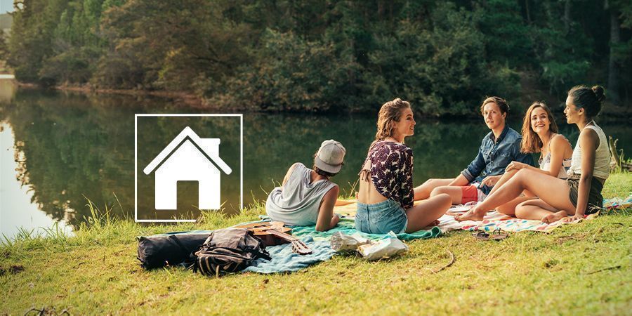 Otoczenie obejmuje miejsce i ludzi podczas tripu