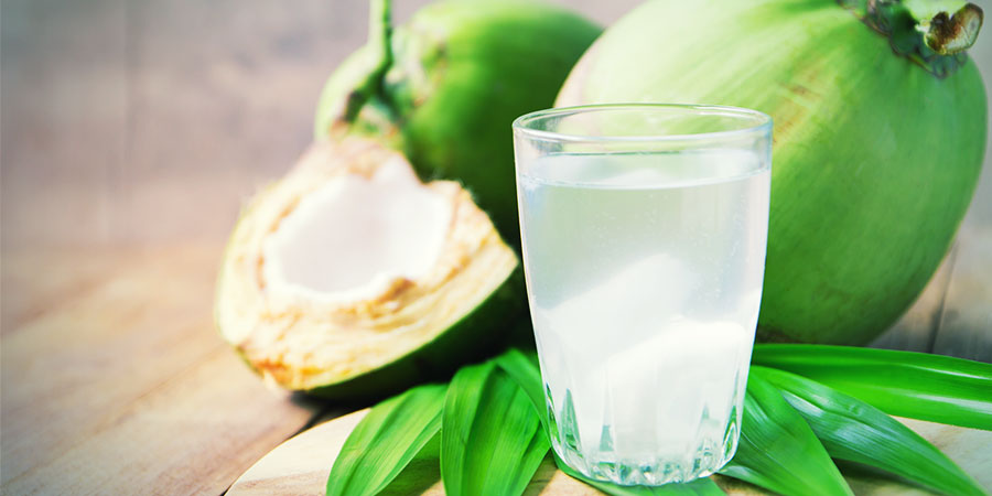 Czym jest woda kokosowa? WHAT IS COCONUT WATER cannabis