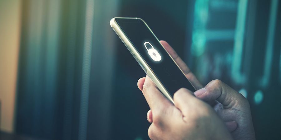 UŻYWAJ BLOKAD ZABEZPIECZAJĄCYCH PRZED DZIEĆMI