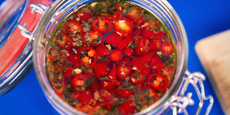 Dlaczego warto marynować ostre papryczki? Dlaczego warto marynować ostre papryczki?