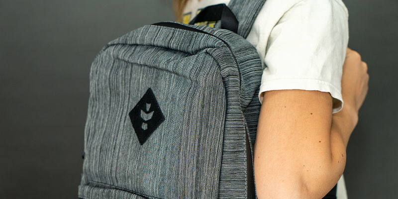 Kup więcej sprzętu Revelry Supply już dziś Shop more Revelry Supply gear today