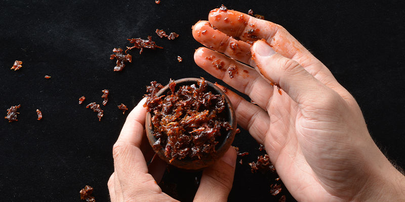 Jak przechowywać tytoń do shishy