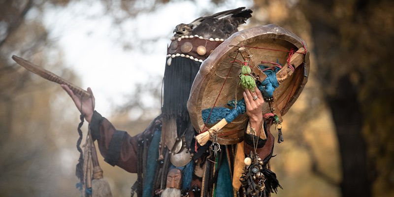 Krytyka terminu szaman Krytyka terminu szaman