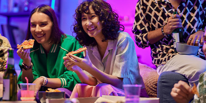 Szybkie i proste przekąski z dodatkiem konopi na wieczór z grami