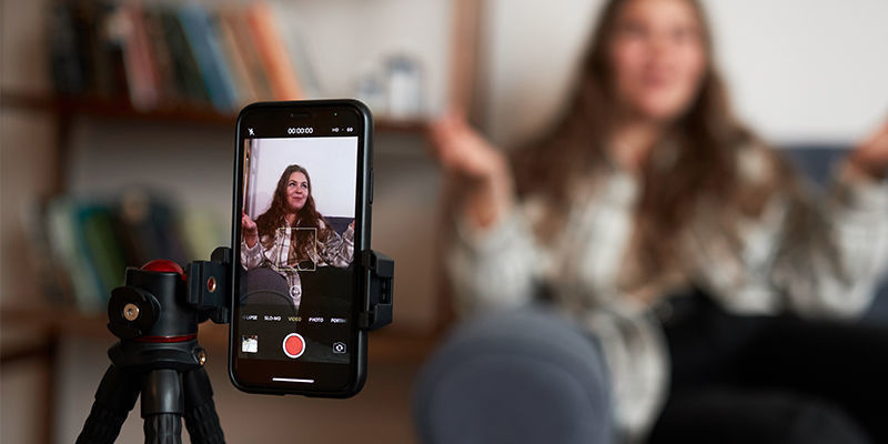 Wpływ na twórców treści i firmy Wpływ na twórców treści i firmy