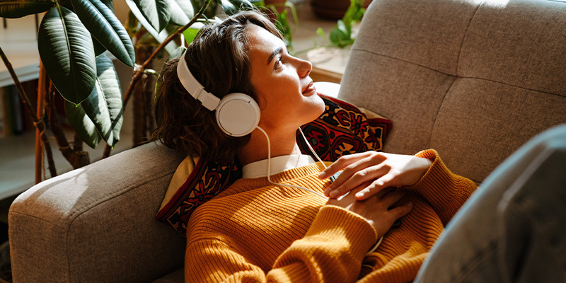 Przykłady playlist i narzędzi z dźwiękami binauralnymi Przykłady playlist i narzędzi z dźwiękami binauralnymi