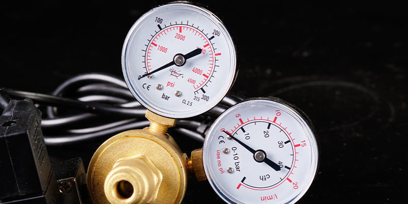 Generator CO₂ kontra butla