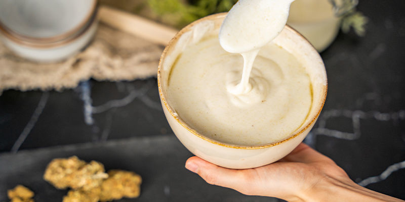 Jogurt z haszyszem Jogurt z haszyszem