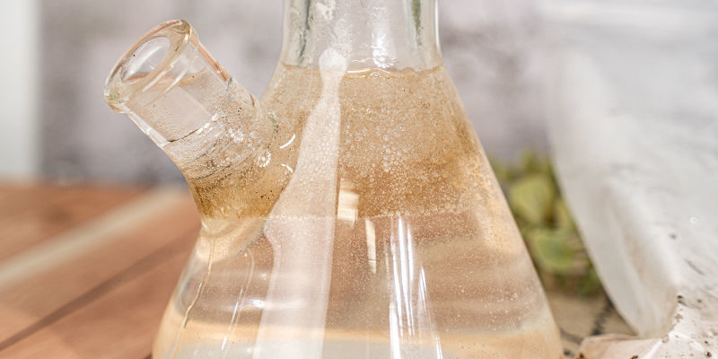 Add Some Vinegar To Your Bong And The Sandwich Bag Add some vinegar to your bong and the sandwich bag