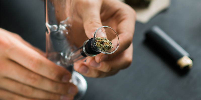 Utrzymuj swojego bonga w czystości! Keep your bong clean!