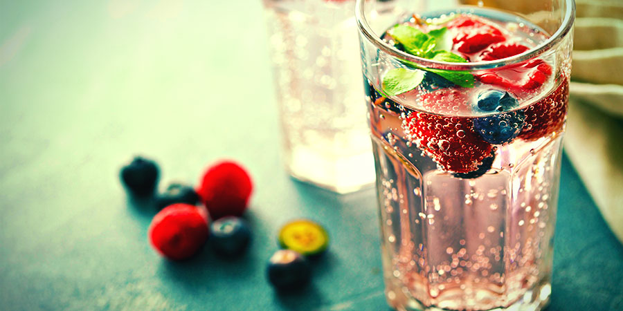 Alternatywy dla wody w bongu: woda smakowa Alternatywy dla wody w bongu: woda smakowa