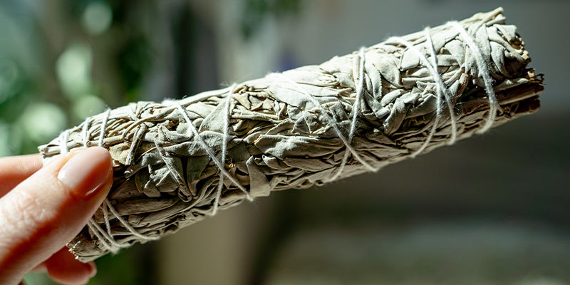 Jakie są różne rodzaje kadzideł?