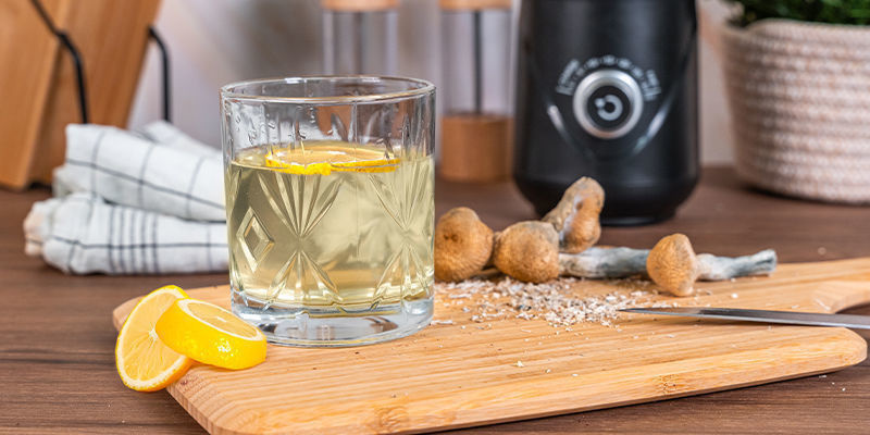 Przyjmowanie shota lemon tek Przyjmowanie shota lemon tek