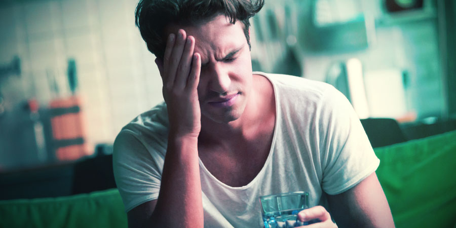 Czy istnieją jakieś korzyści z łączenia alkoholu i CBD? CZY ISTNIEJĄ JAKIEŚ KORZYŚCI Z ŁĄCZENIA ALKOHOLU I CBD?