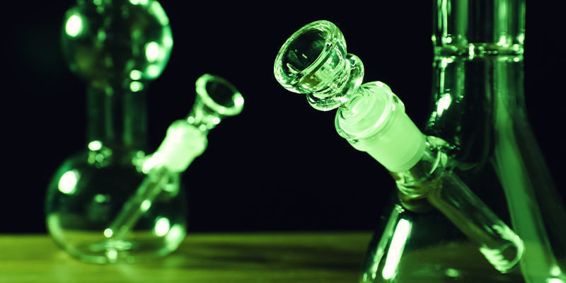 Czy bubbler to to samo co bong? Czy bubbler to to samo co bong?