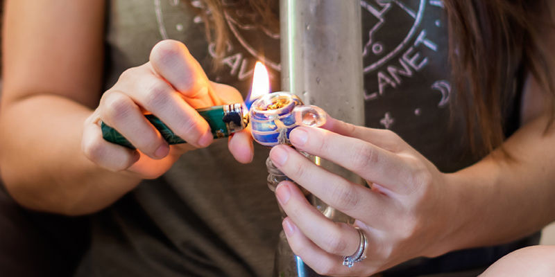 Dlaczego warto używać bonga? Dlaczego warto używać bonga?