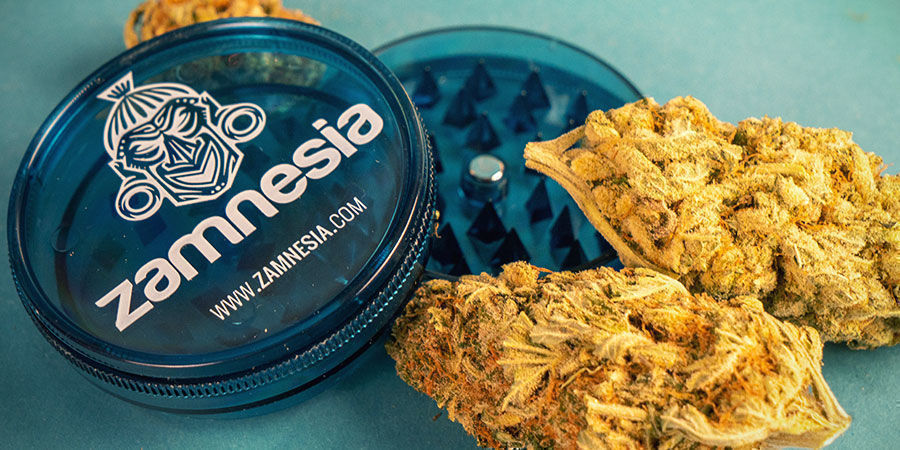 Co to jest plastikowy młynek?