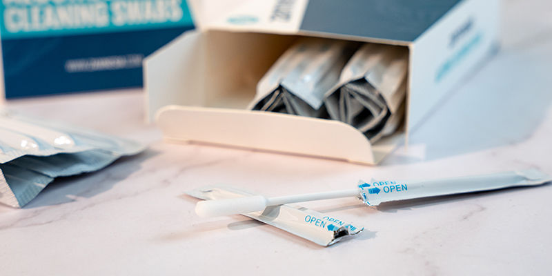 Alkoholowe patyczki czyszczące Alcohol Cleaning Swabs