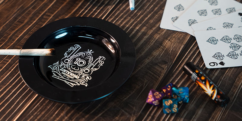 Metalowa popielniczka X (Zamnesia) Metalowa popielniczka X (Zamnesia)