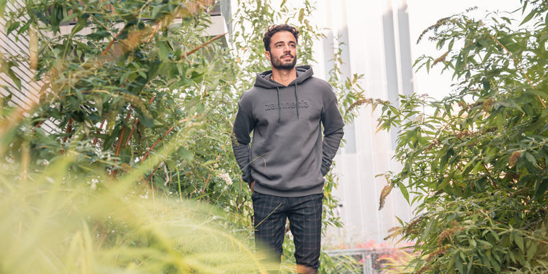 Bluza z tłoczonym logo Zamnesia