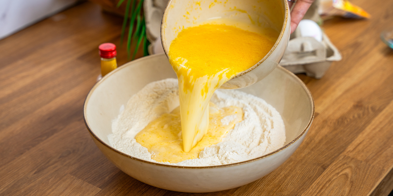 Połącz składniki mokre z suchymi Połącz składniki mokre z suchymi