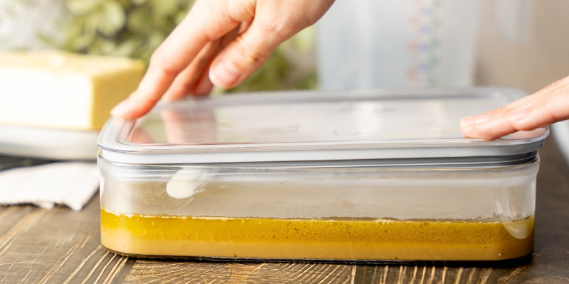 Place the container in the fridge for at least a few hours.