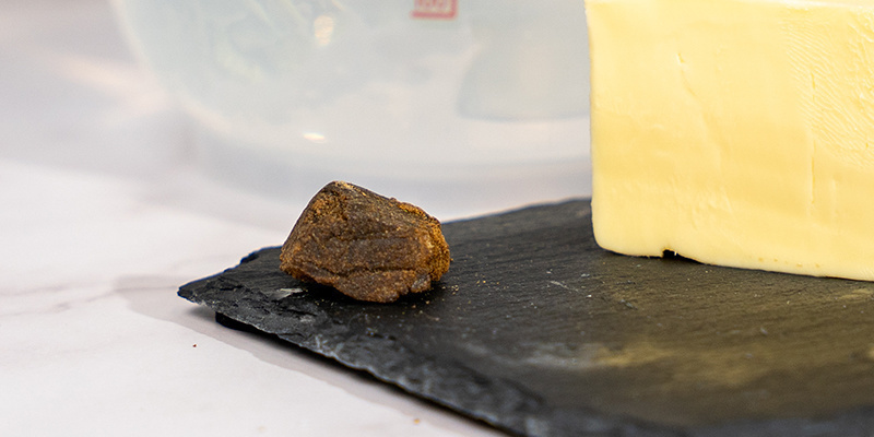 Dlaczego warto używać haszyszu lub kiefu do masła?