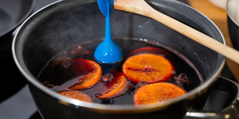 Gotuj na wolnym ogniu przez 1 godzinę, nie dopuszczając do wrzenia