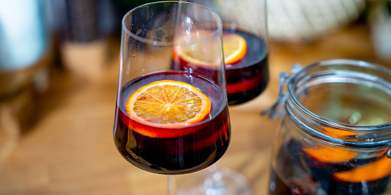 Jak zrobić wino wzmacniane konopiami