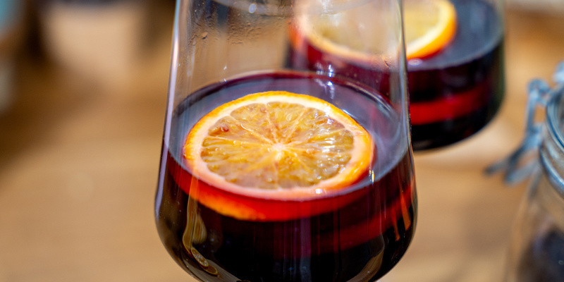 Jak przechowywać wino konopne?