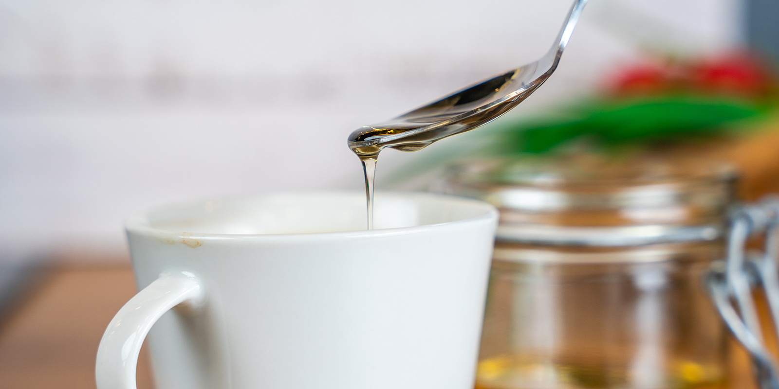 Od ula do hajlu: Zrób własny miód z konopi!