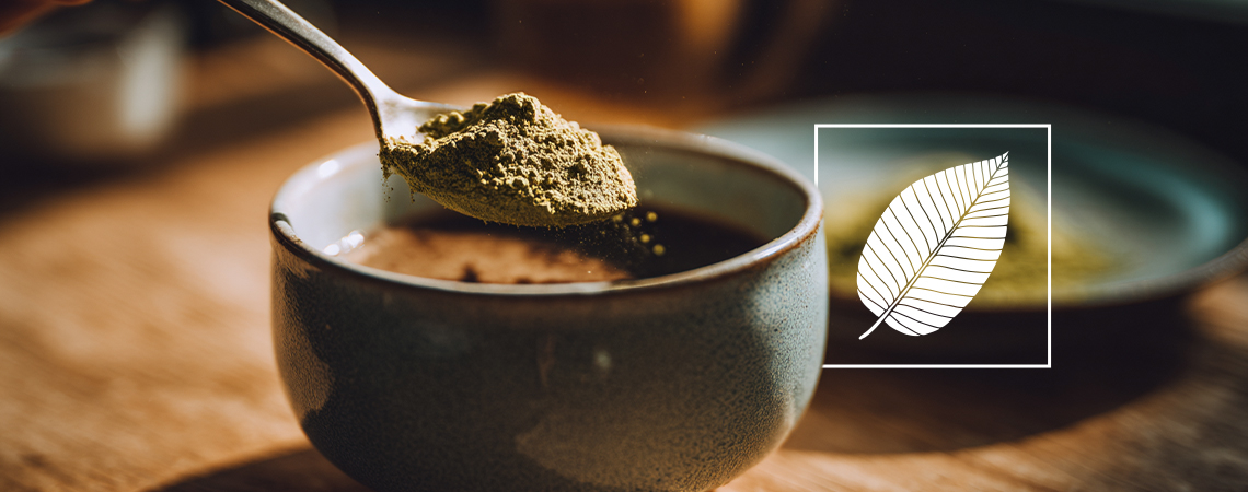 Can you mix kratom with coffee? What your morning might look like