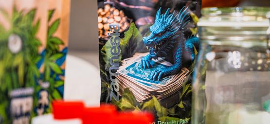 Najlepsze prezenty dla palaczy: Mega praktyczne gadżety, których naprawdę będą używać