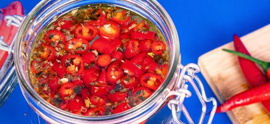 How to pickle hot peppers
