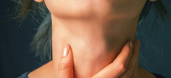 Jak złagodzić ból gardła po paleniu marihuany