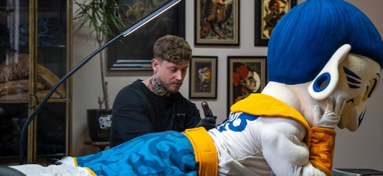 Poznaj TRIBE Zamnesii oraz artystę odpowiedzialnego za jego projekt